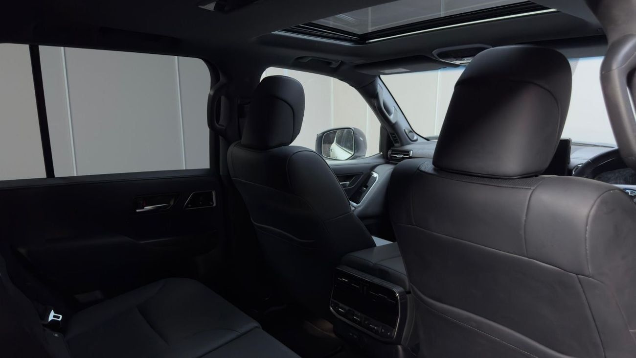 Toyota Land Cruiser DIESEL ,GR SPORT ,LC 300 ,RIGHT HAND DRIVE ,3,3 LITER