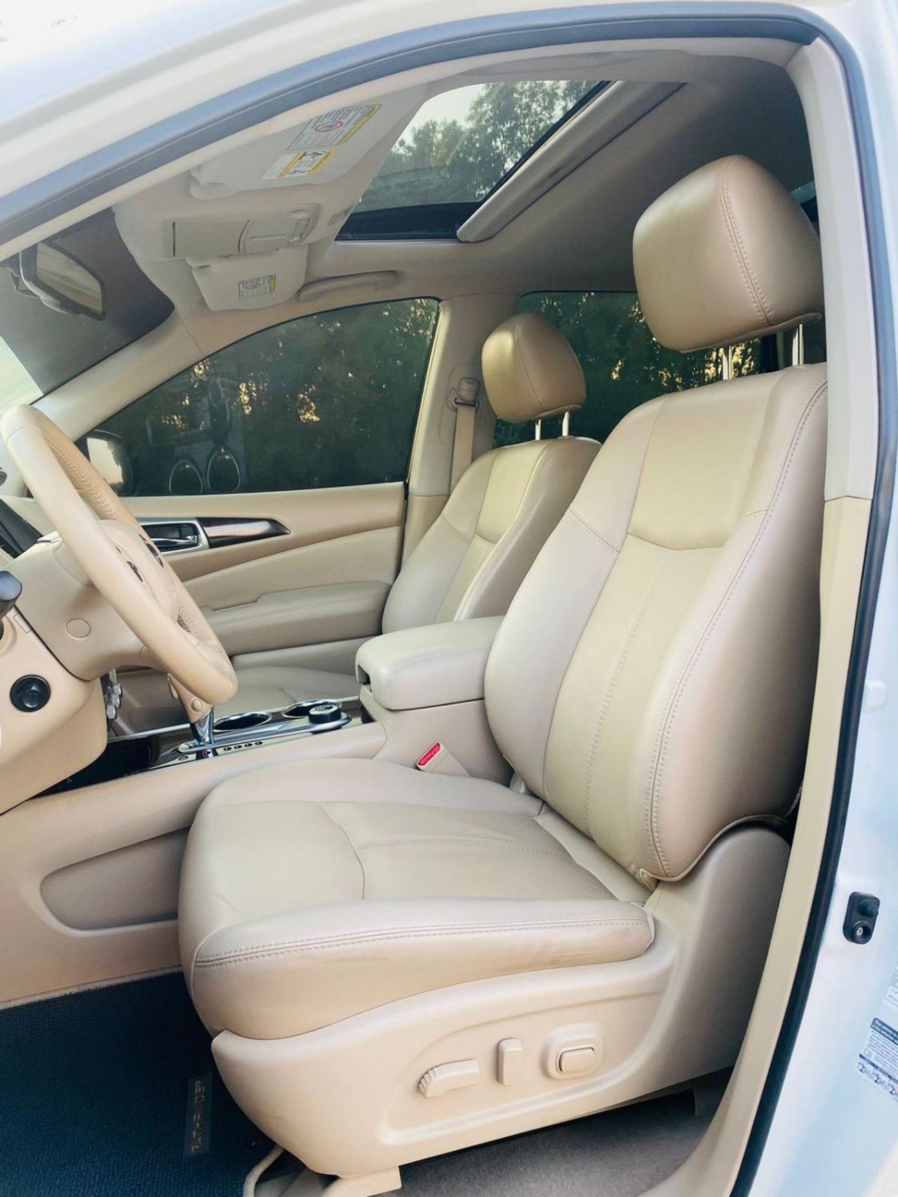 Nissan Pathfinder SV