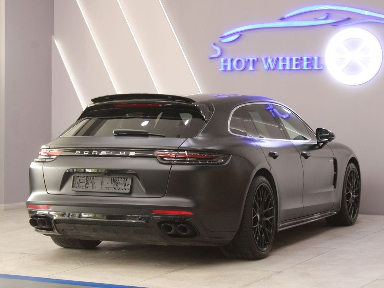 Porsche Panamera Turbo S E-Hybrid Sport Turismo 4.0L (680 HP) RWD