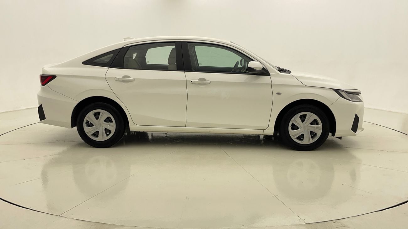 تويوتا يارس E 1.5 | بدون دفعة مقدمة | اختبار القيادة في المنزل