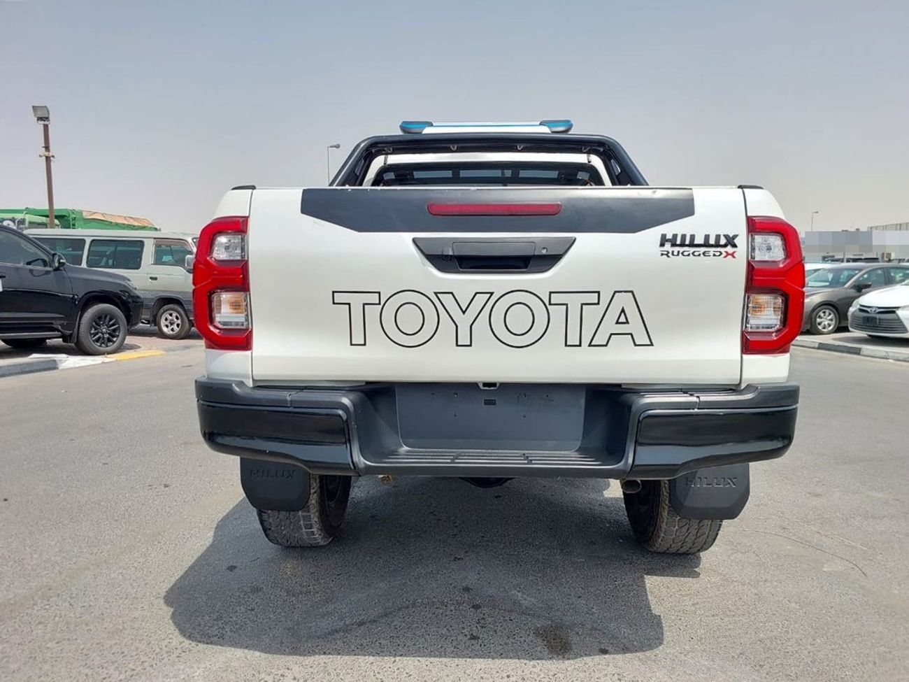 تويوتا هيلوكس TOYOTA HILUX PICK UP RHD 2018 MODEL 2.8 L DIESEL AUTOMATIC(PM06450)