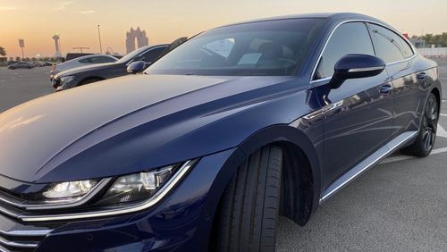 Volkswagen Arteon VW Arteon R-Line turbocharged (full option) top of the range