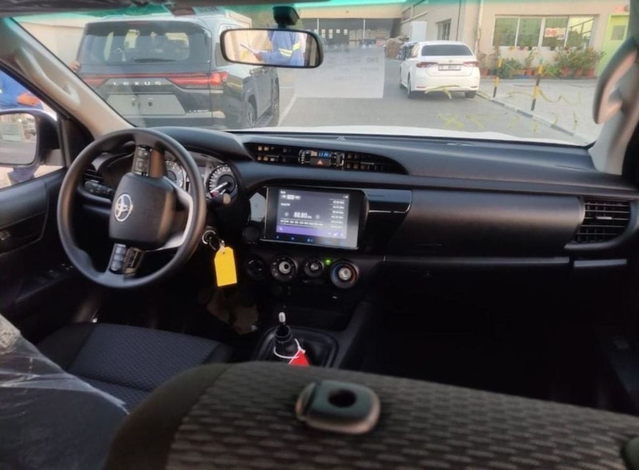 تويوتا هيلوكس TOYOTA HILUX DOUBLE CAB ACTIVE DIESEL 2.4L G4