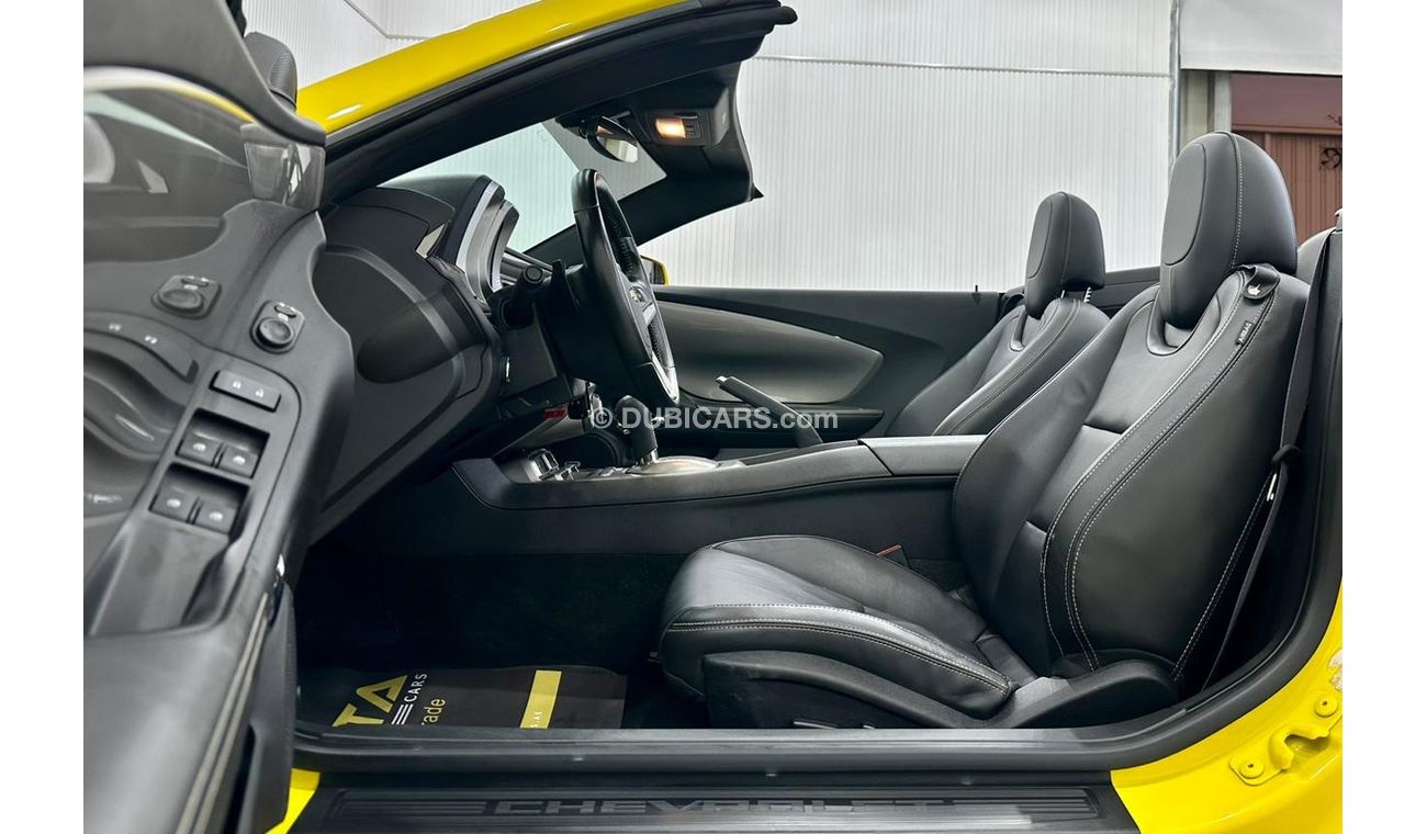 Chevrolet Camaro 2015 Chevrolet Camaro RS, Service History, Excellent Condition, GCC