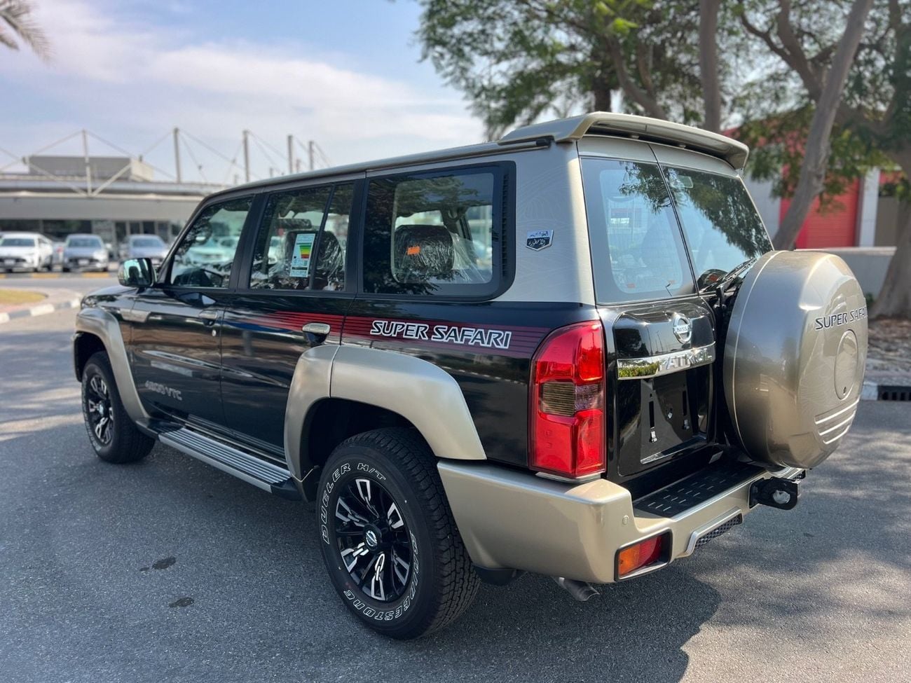 نيسان باترول سوبر سفاري SUPER SAFARI