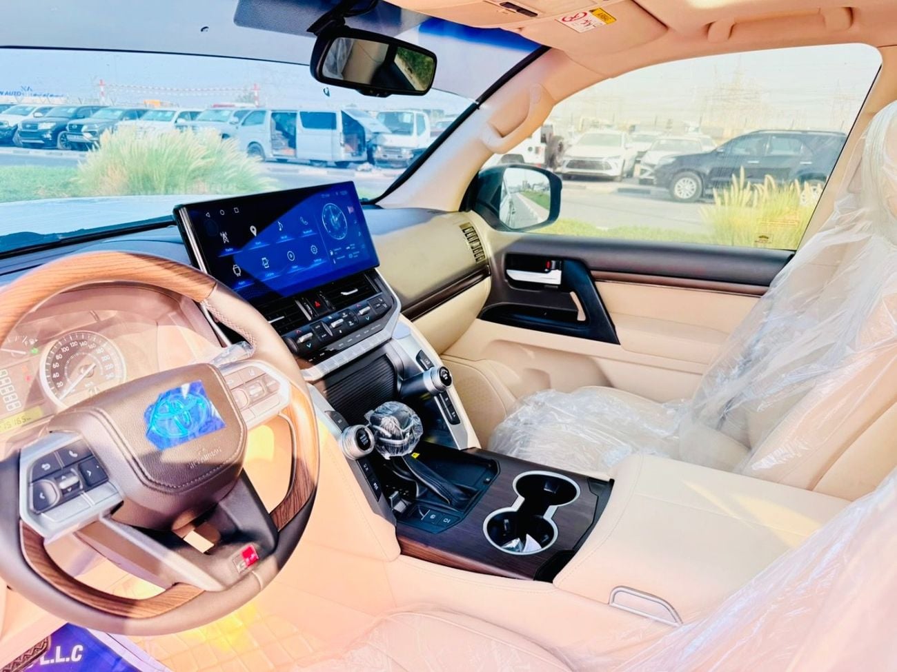 Toyota Land Cruiser GXR 2019 V6 4.0 full option Petrol