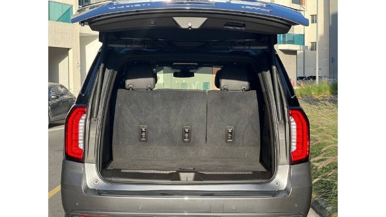 GMC Yukon AT4 5.3L V8 PTR A/T AWD // 2021 // FULL OPTION WITH RADAR , 360 CAMERA , PANORAMIC ROOF // SPECIAL O