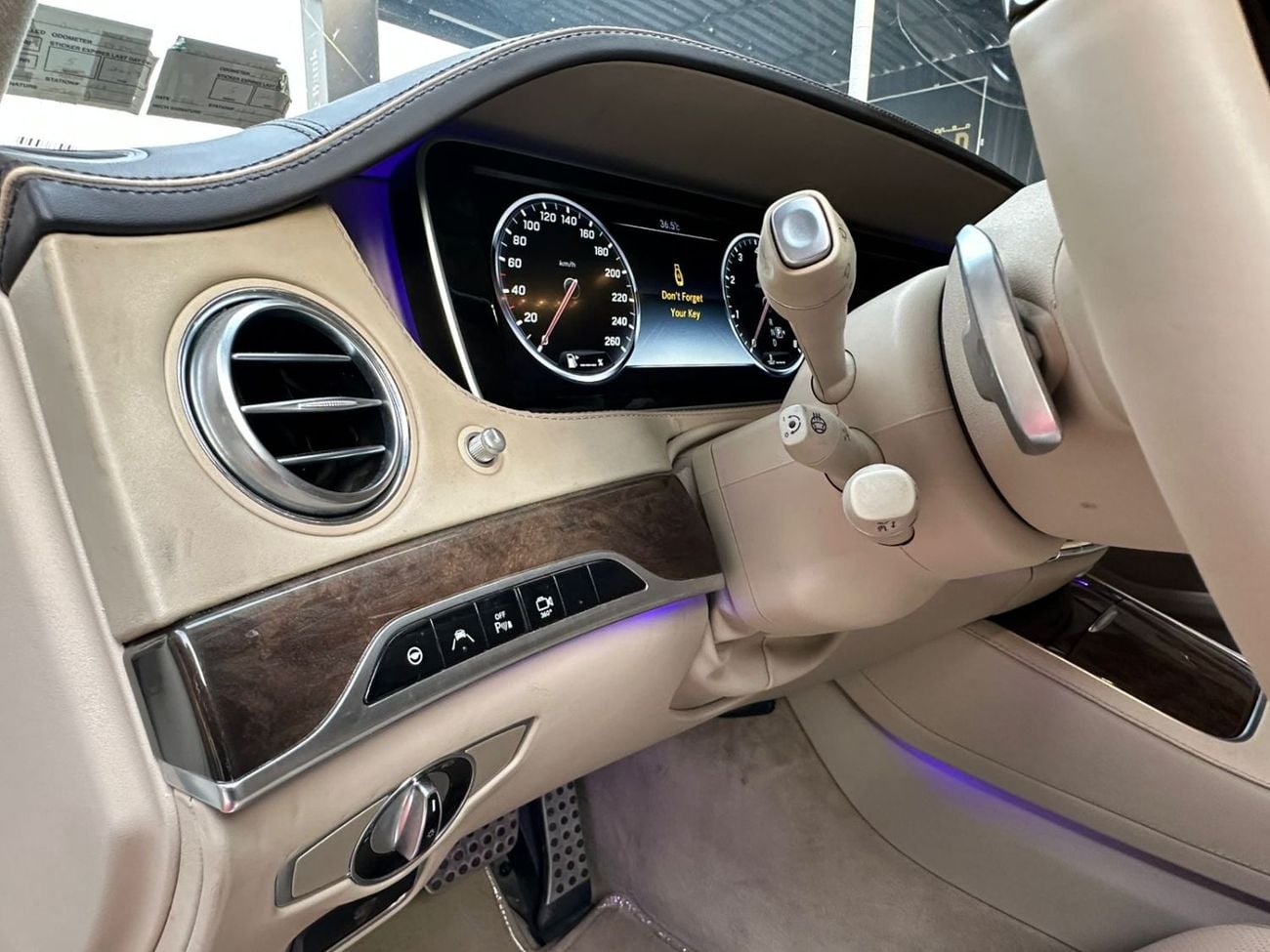 مرسيدس بنز S 550 V8 - 4.7L