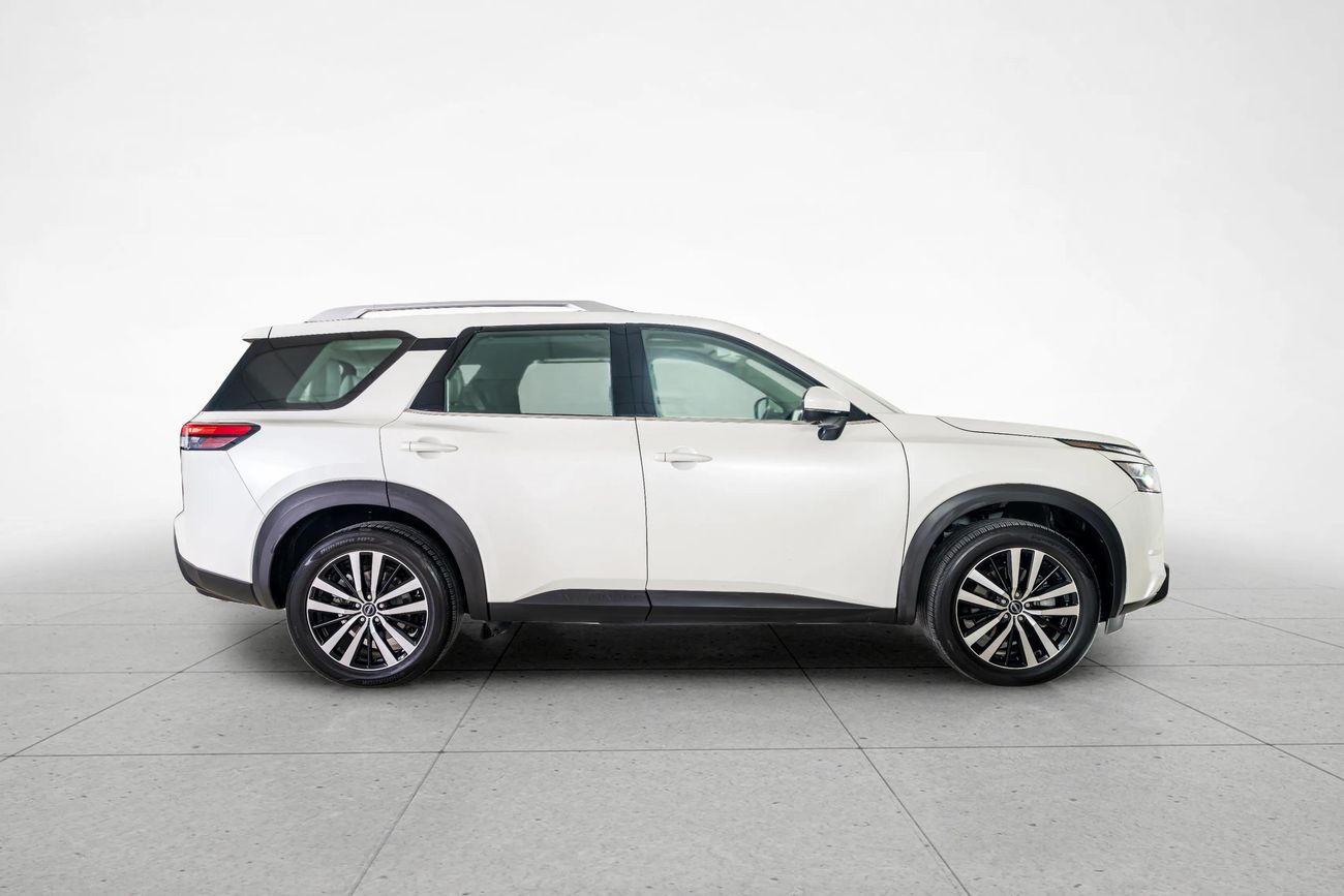 Nissan Pathfinder SV 3.5L AWD (7 Seater) SV 3.5