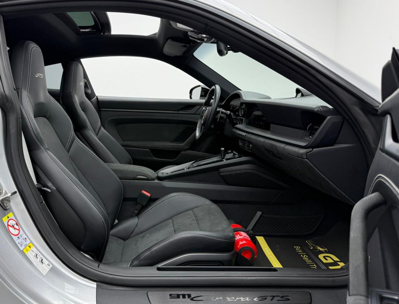 Porsche 911 Carrera GTS 3.0L (450 HP) Coupe 2023 Porsche 911 Carrera GTS ,Porsche Warranty+Full Service History