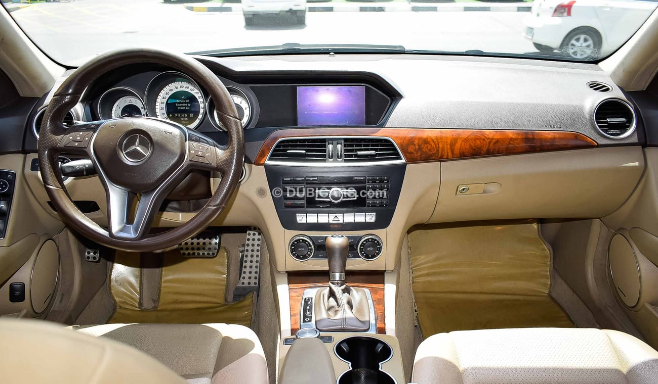 Mercedes-Benz C 300 2012 Mercedes C300 Full options American specs