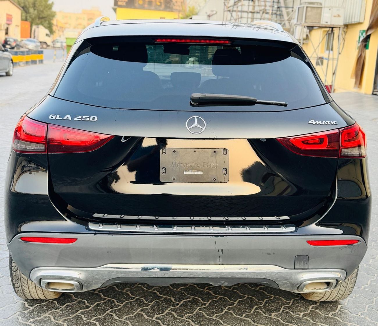 مرسيدس بنز GLA 250 STD