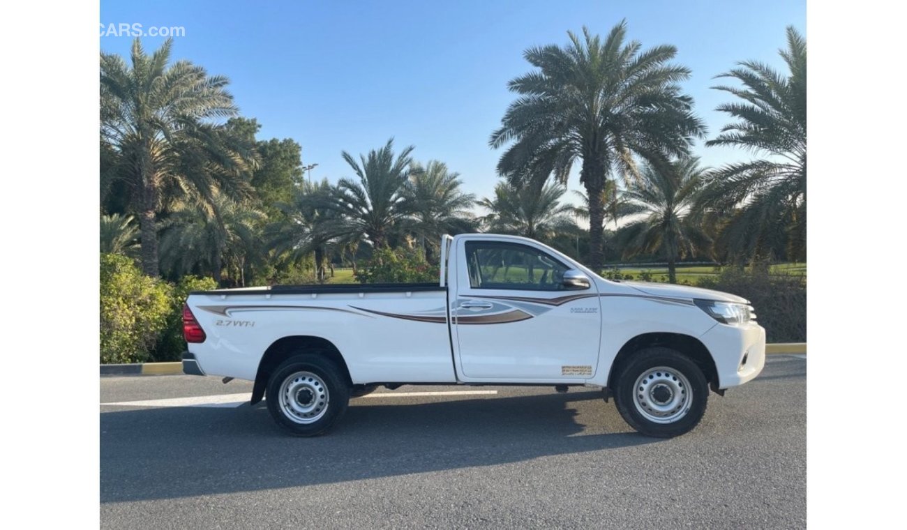 Toyota Hilux GL Toyota hilux  4x4   (GCC SPEC) - 2019- VERY GOOD CONDITION