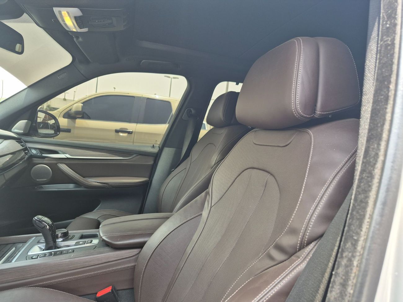 BMW X5 50i xDrive 4.4L