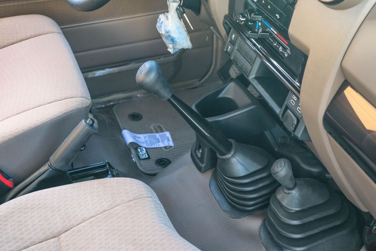 تويوتا لاند كروزر بيك آب  TOYOTA LAND CRUISER SINGLE CAB 4.0L 2025 MODEL M/T