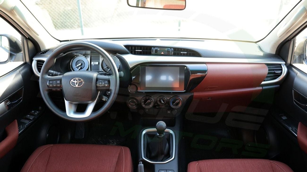 Toyota Hilux ( Only For Export ) 2026 Toyota Hilux SR5 Double Cabin 4x4 2.7L GCC BRAND NEW