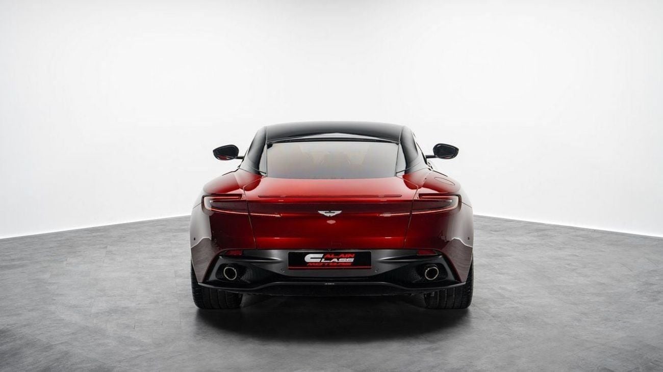 أستون مارتن DB11 V12 - Q Exclusive - 2018 - GCC