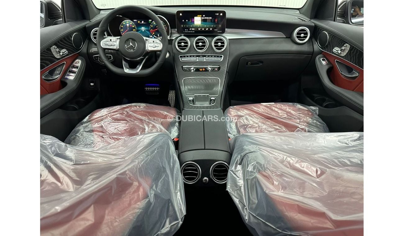 Mercedes-Benz GLC 200 *Brand New* 2023 Mercedes Benz GLC200 Coupe 4MATIC, 2028 Mercedes Warranty, Full Options, GCC