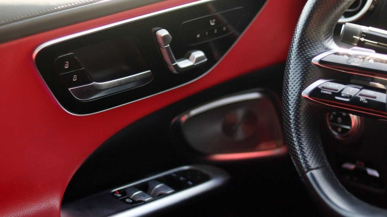 مرسيدس بنز C 200 L Premium 2.0L | Complete Service History | Zero Downpayment Support