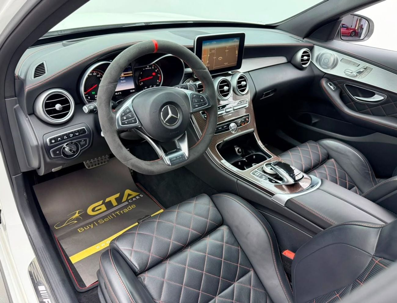 Mercedes Benz C63 AMG S 2016 Mercedes Benz C63 S AMG Edition 1, Full Service History, Fully Loaded, Excellent Condition, GCC