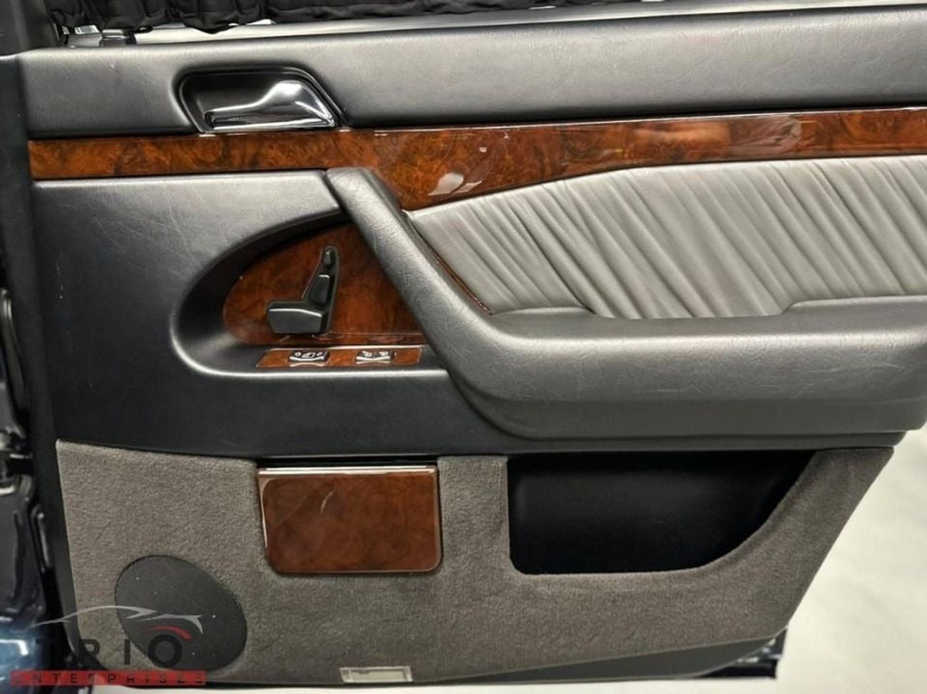 مرسيدس بنز S 600 