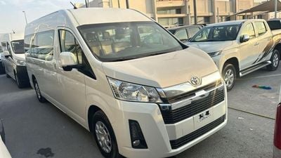 Toyota Hiace DLS - STD ROOF Diesel Engine ,2.8 Liter ,Left Hand Drive ,Automatic
