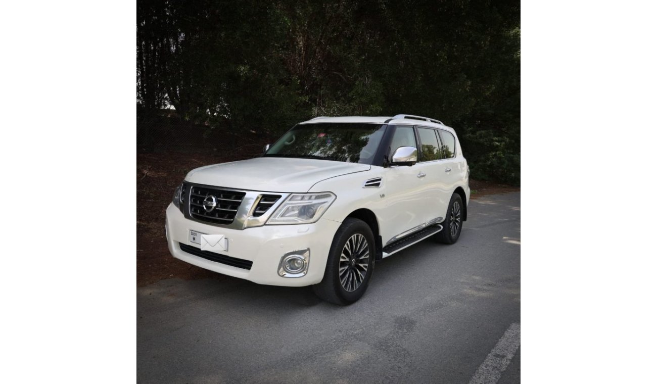 Nissan Patrol SE Platinum Nissan patrol 2015