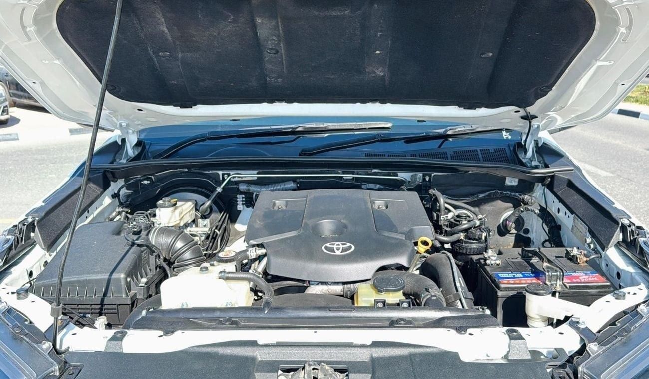 Toyota Hilux DOUBLE CABIN | GR SPORTS BODY KIT | RHD | 2.8L DIESEL ENGINE | (AT) | 2019 | ELECTRIC SEAT