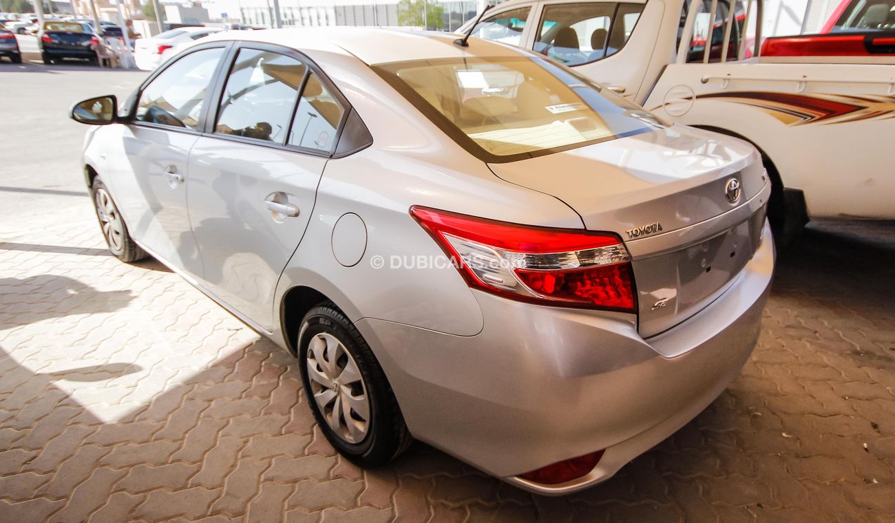 تويوتا يارس