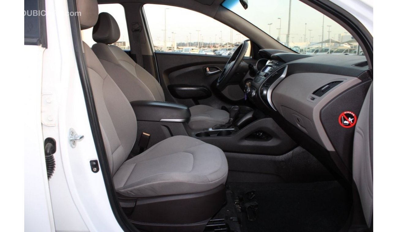 Hyundai Tucson Hyundai Tucson 2015 GCC in excellent condition without accidents very clean from inside and outside