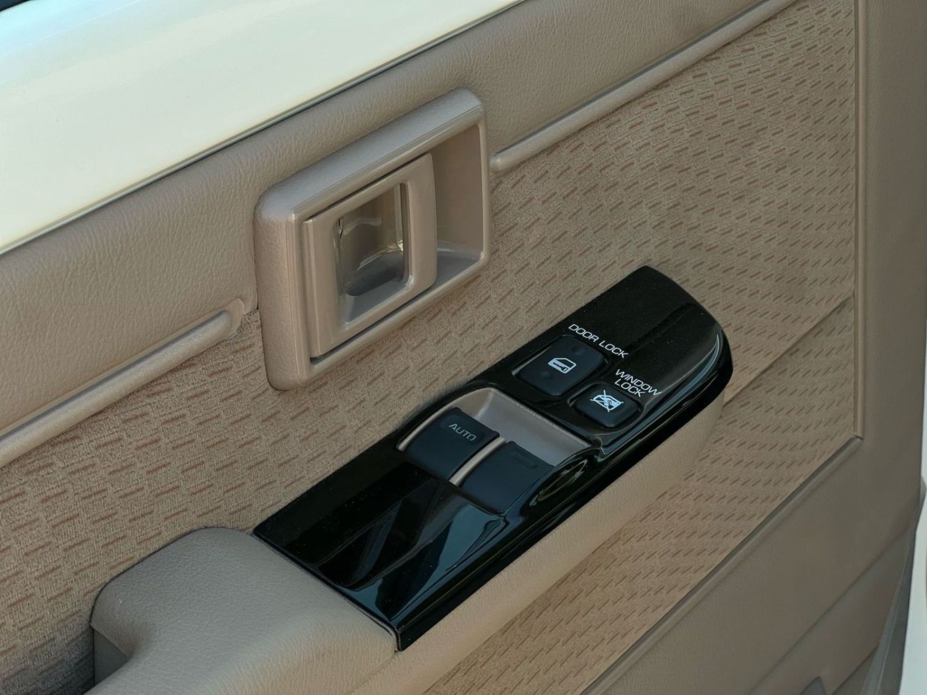 Toyota Land Cruiser Pick Up TOYOTA LAND CRUISER (70 SERIES) (GRJ79) 4.0L Pick-up 4WD 2025