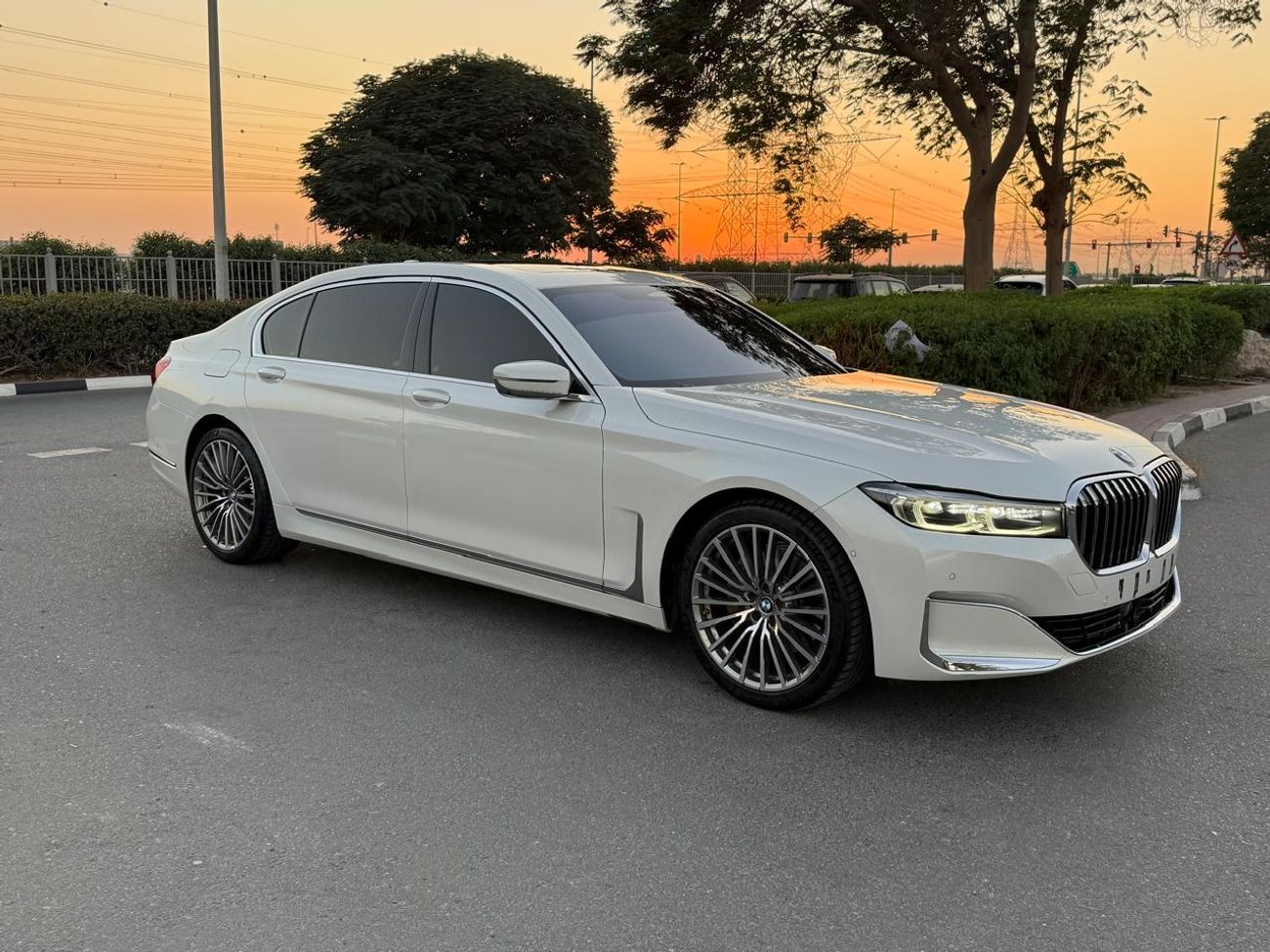 BMW 740Li Executive 3.0L (322 HP)