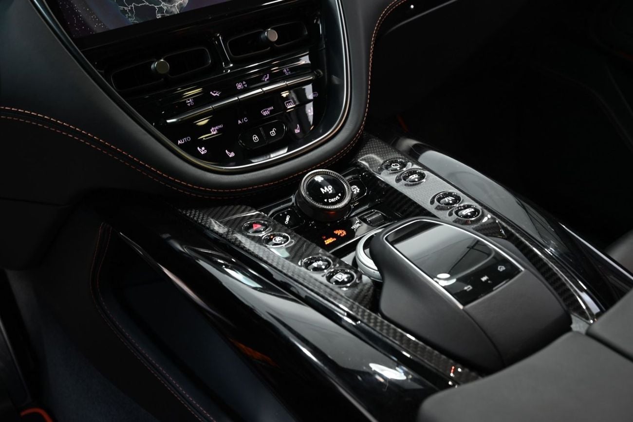 Aston Martin DBX 707 2023 Aston Martin DBX 707, Service History, 1 Year Warranty