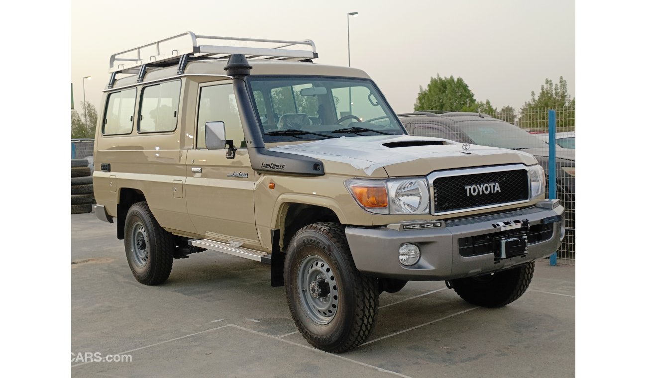 Toyota Land Cruiser Hard Top 4.5L DIESEL V8, FULL OPTION (CODE # 4563)