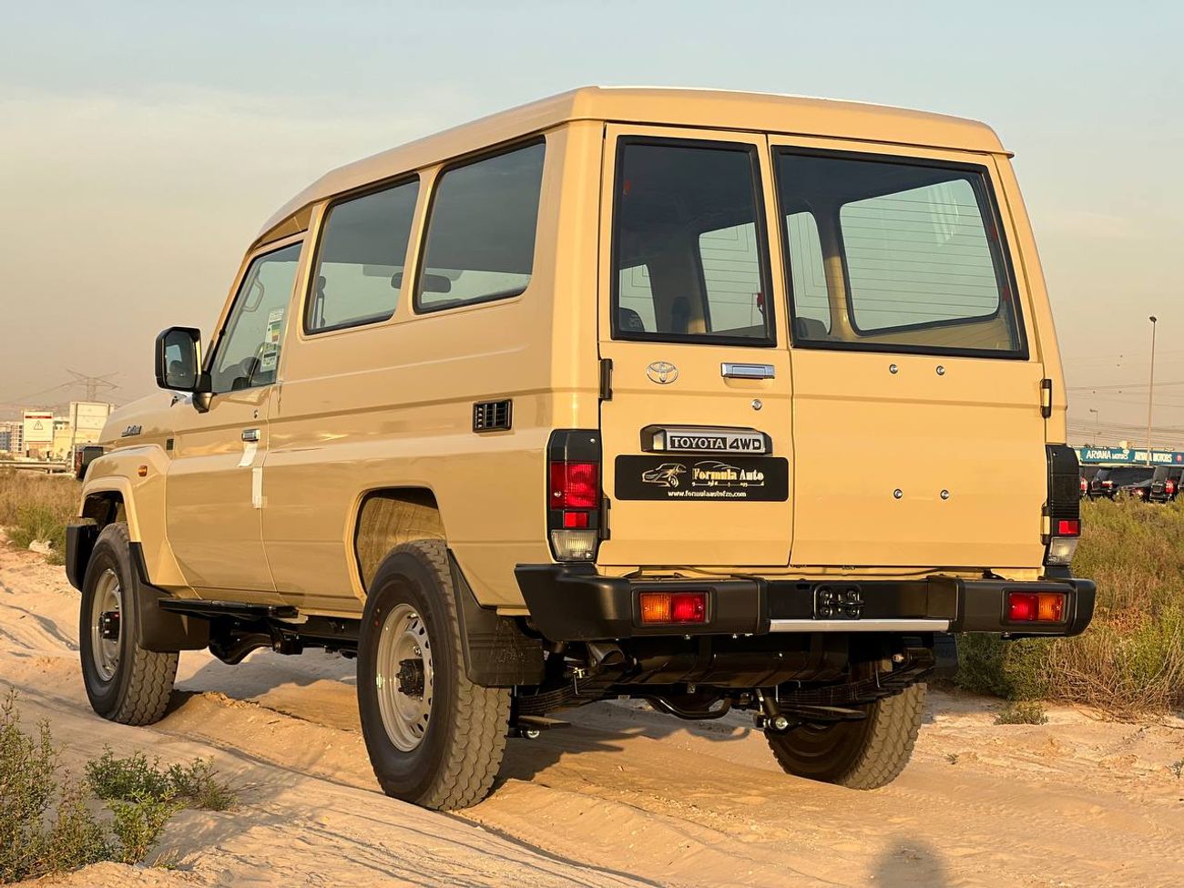 تويوتا لاند كروزر 70 3 DOOR LC78 2.8L DSL A/T // 2025 // STANDARD OPTION WITH MANUAL WINDOWS // SPECIAL OFFER // BY FORMU