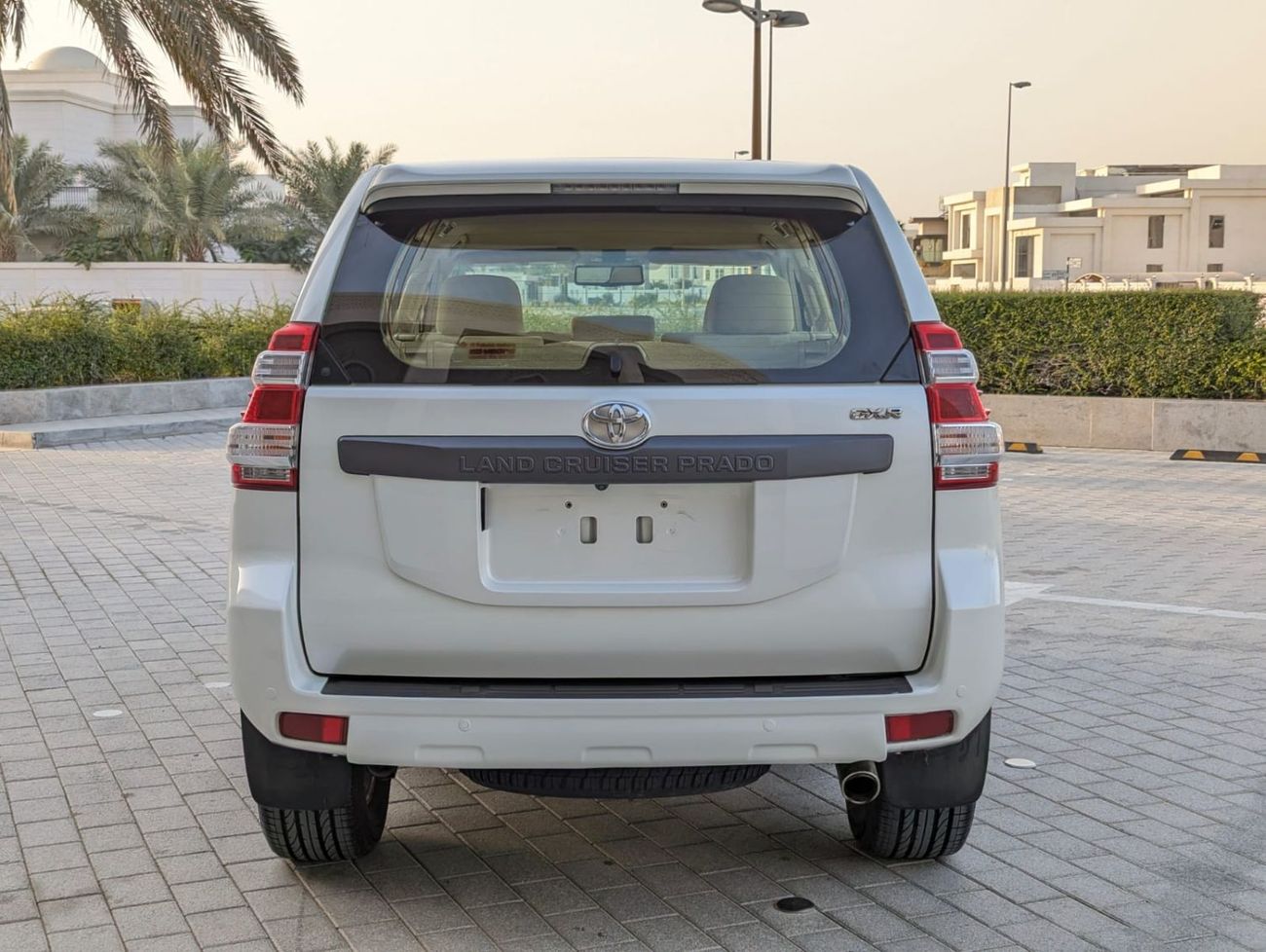 تويوتا برادو Toyota Prado LHD 2016 white colour