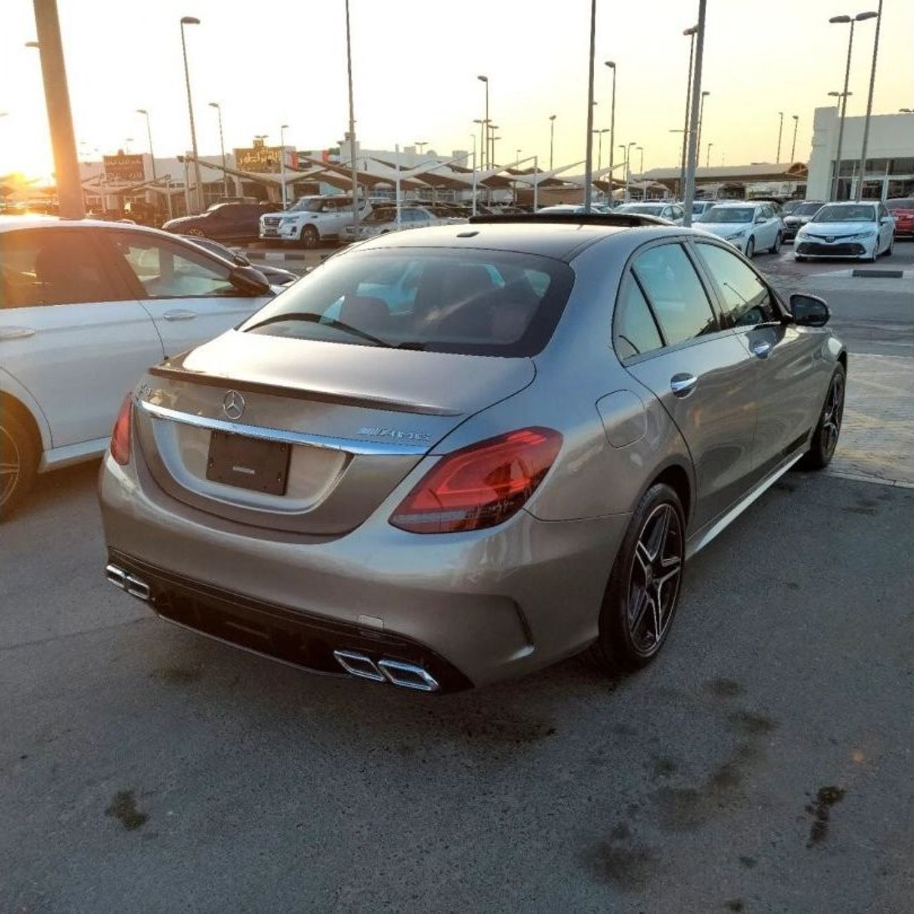 مرسيدس بنز C 300 بريميوم