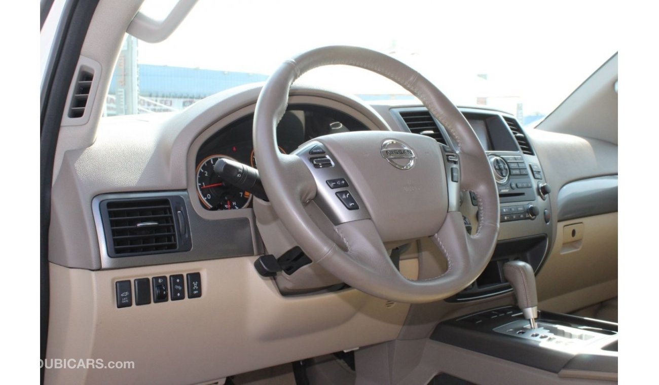 Nissan Armada GCC 2015 LOW MILEAGE MINT IN  CONDITION