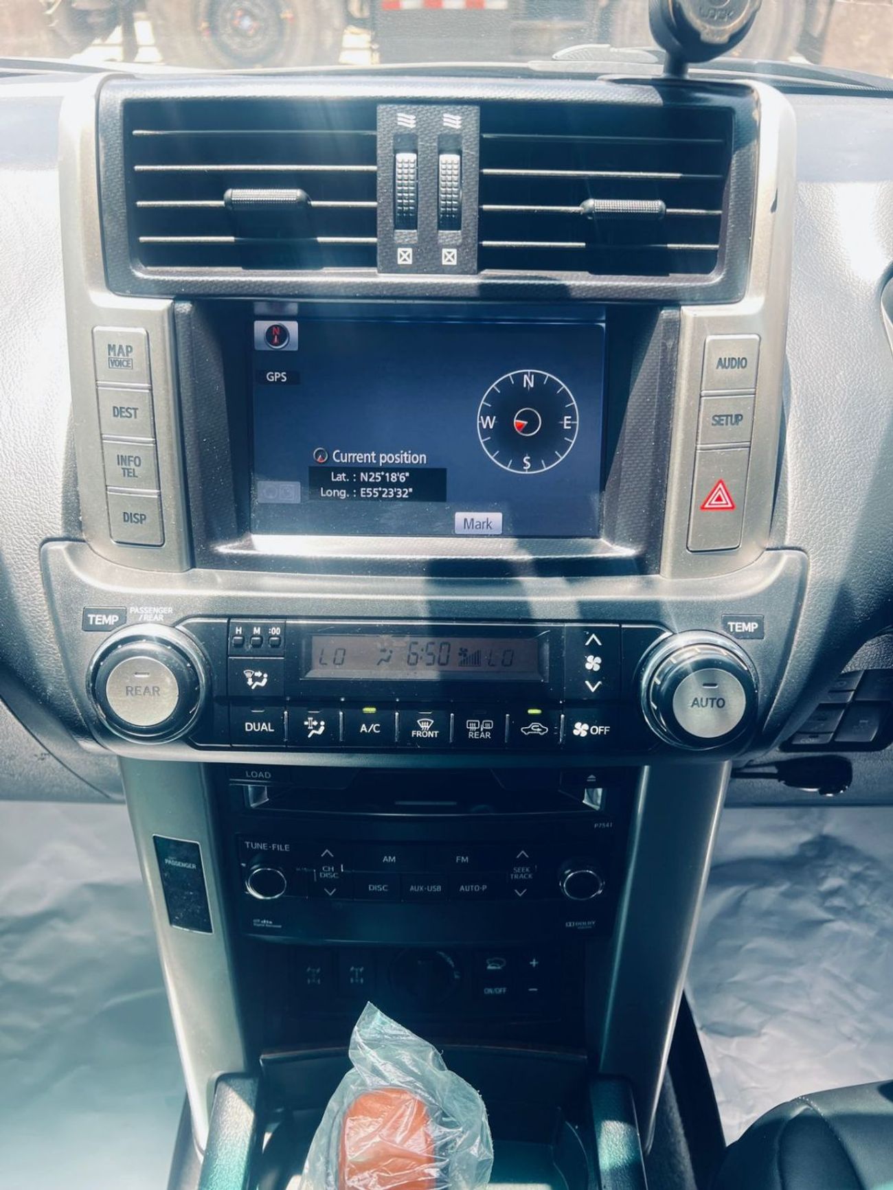 Toyota Prado DIESEL PRADO KAKADU 3000 CC RIGHT HAND DRIVE