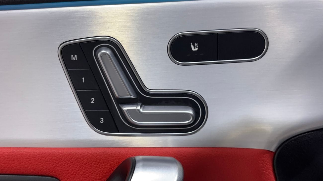 Mercedes-Benz A200 PREMIUM, миниатюра 13