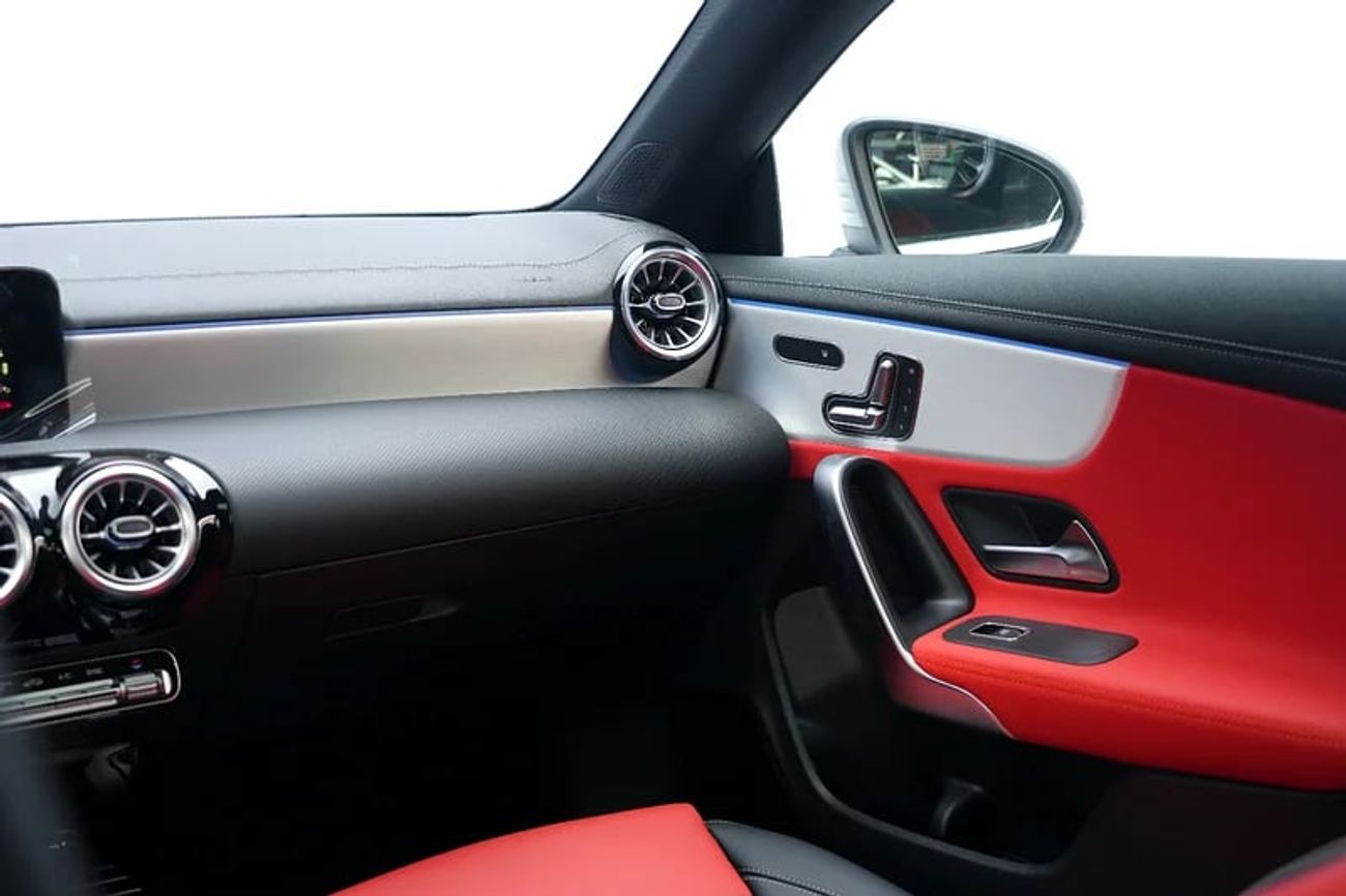 Mercedes-Benz CLA 250 Summer Offer | 200 | GCC 0km | Agency Warranty | AMG Line