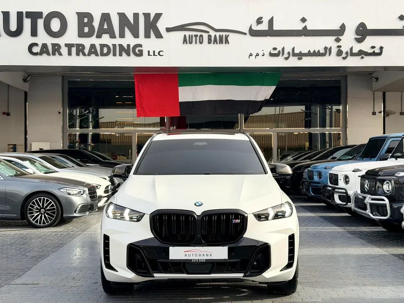بي أم دبليو X5 M60i LUXURY
