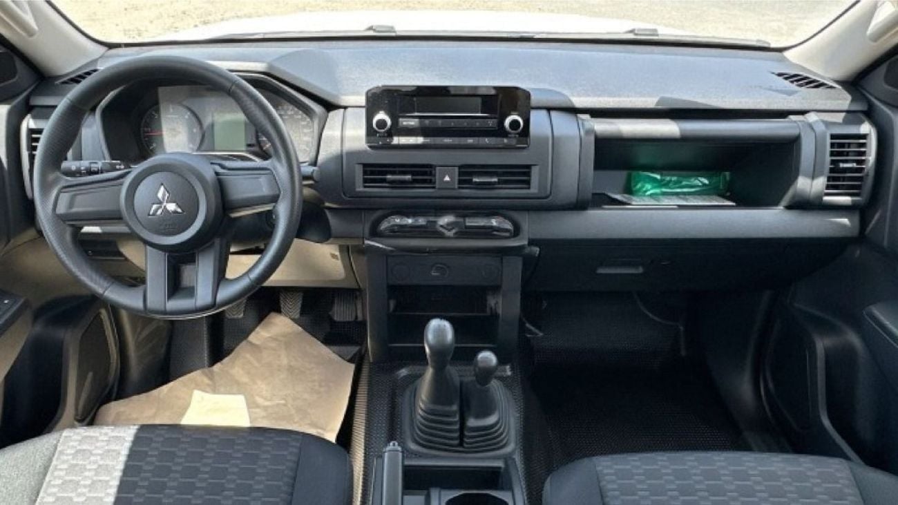 Mitsubishi L200 GL Mitsubishi L200 Gl 2.4L Petrol MY25
