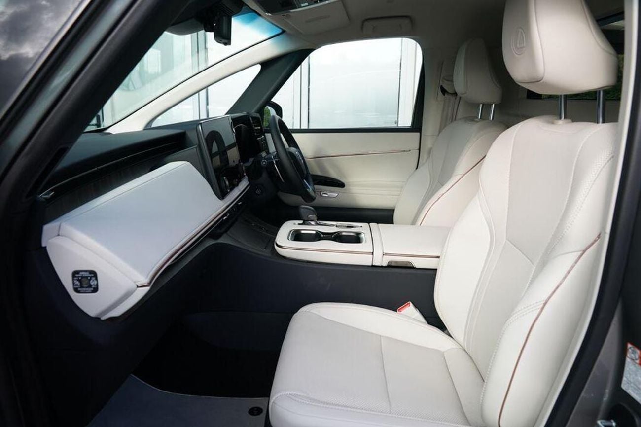 لكزس LM 350h 2.5 350h Takumi E-CVT AWD Euro 6 (s/s) 5dr (EXPORT EXPORT) Right Hand Drive