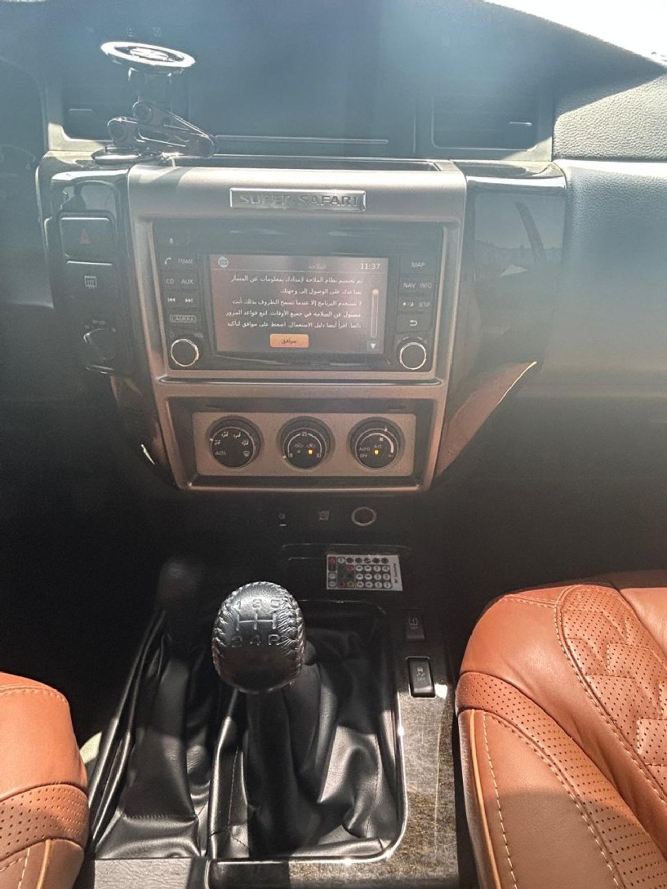نيسان باترول سوبر سفاري 2 DOOR MANUAL TRANSMISSION GCC NO ACCIDENTS