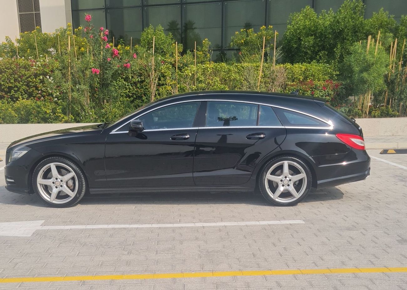 Mercedes-Benz CLS 350 AMG Shooting Brake Edition platinum Edition