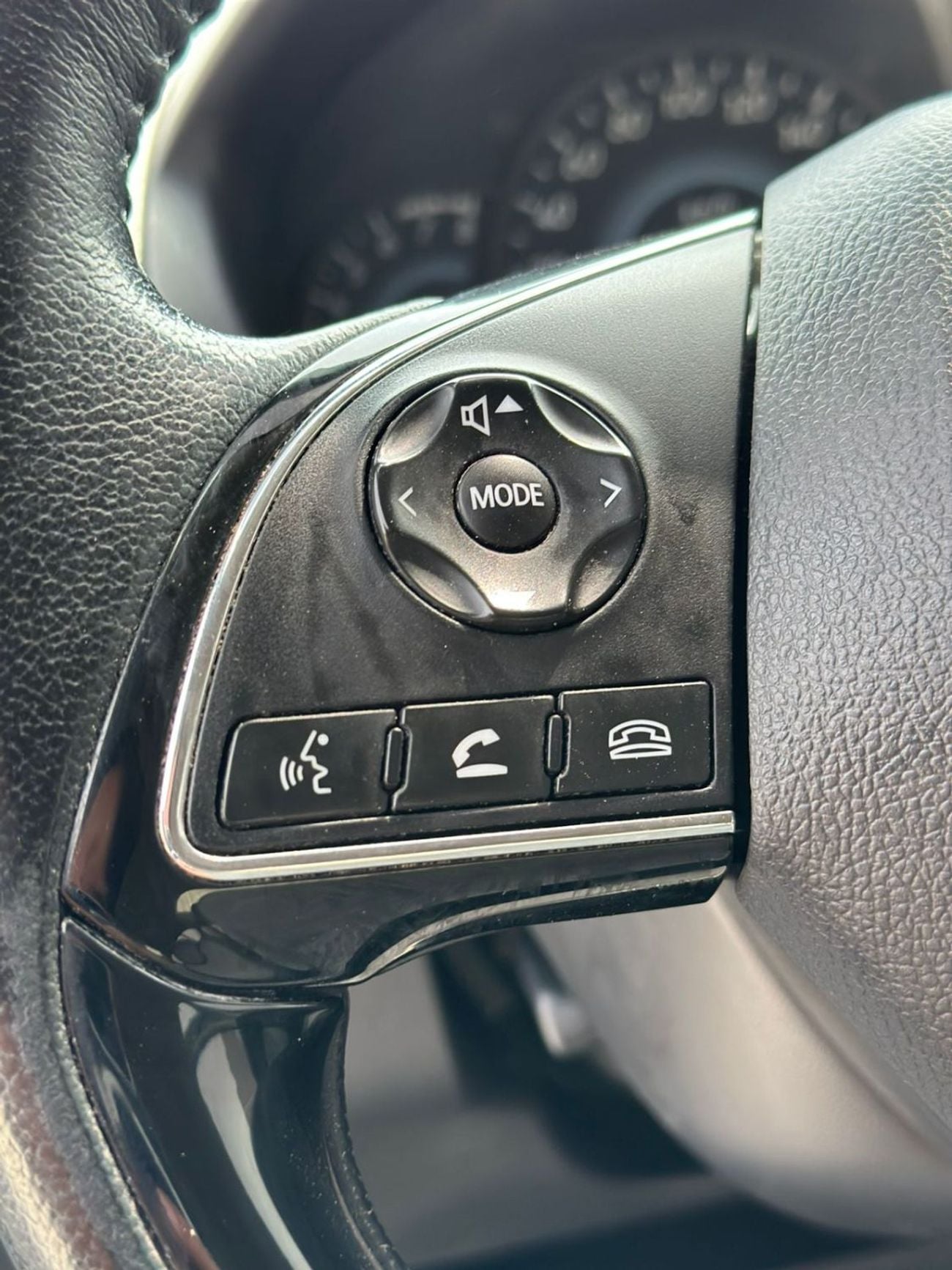 ميتسوبيشي اتراج GLX Base 1.2L