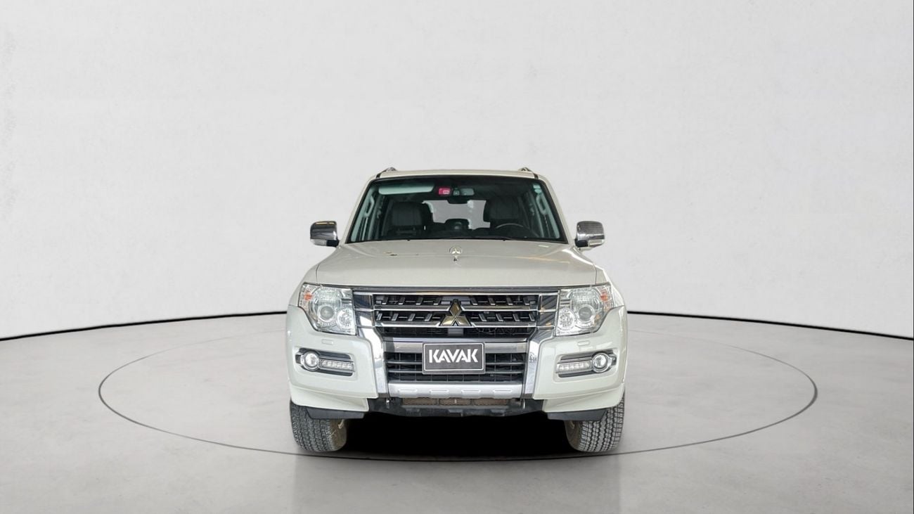 Mitsubishi Pajero 3.8 GLS LWB H/L LTHR | Guaranteed Warranty | 0 Down Payment