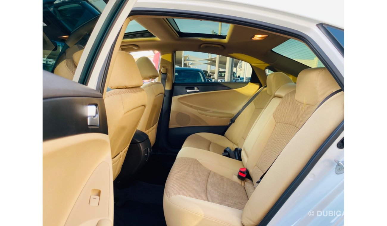 Hyundai Sonata Sonata .. GCC .. Panoramic Roof .. Perfect Condition