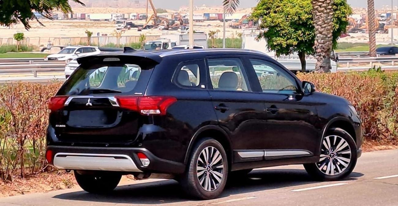 ميتسوبيشي آوتلاندر GLS 2.4L